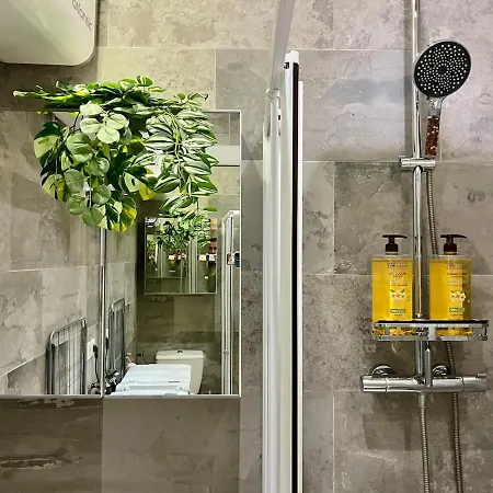 De Prestige, Entre Port Et *