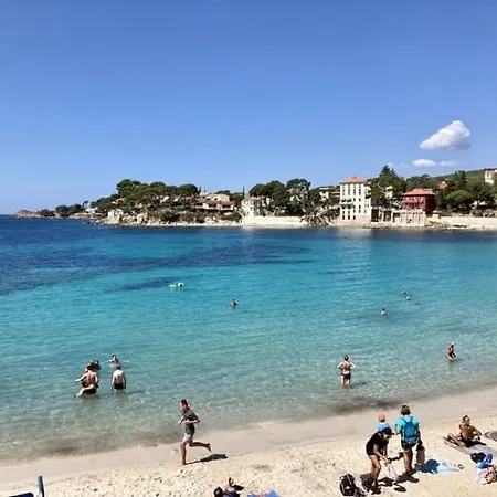 De Prestige, Entre Port Et *
